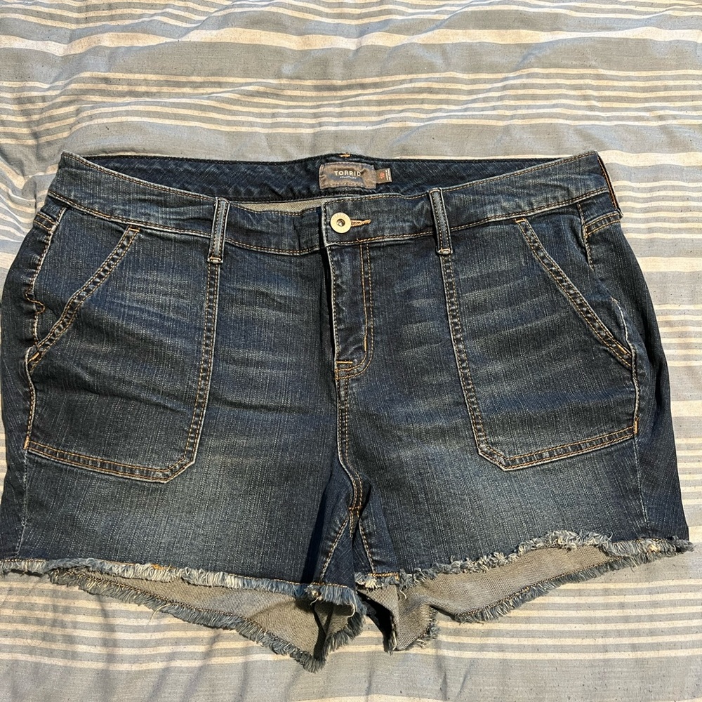 Torrid Jean Shorts Size 18